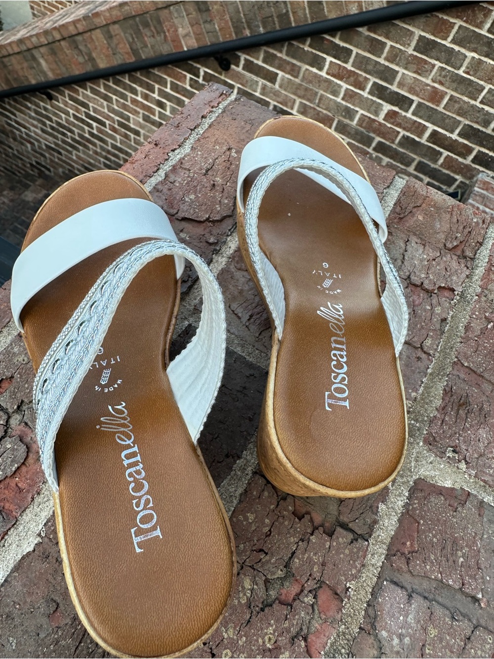 Italian Shoemakers White/silver Embellished Wedge Slides size 6 - Picture 4 of 8